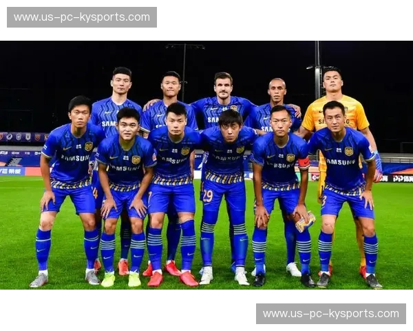 绿茵场上的荣耀对决：越南平阳与江苏苏宁的激情碰撞